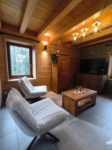 Bras House | Chaleureux appartement dans maison avec terrasse et cadre naturel
