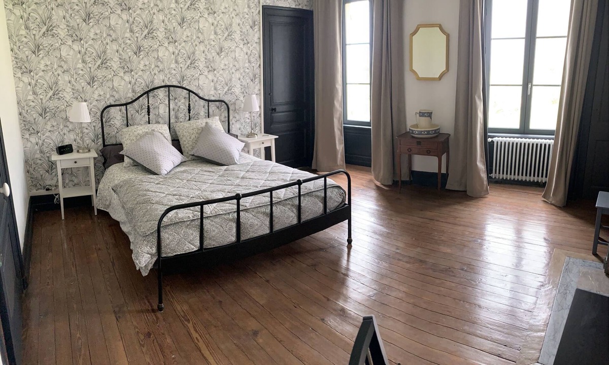 Carquebut Other | CHAMBRE D'HÔTE AU CHATEAU DE FRANQUETOT Roosevelt room