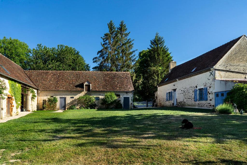 La Perriere Bed & Breakfast | Chambre d'Hôtes chez Artiste Verrier, La Perrière - Perche