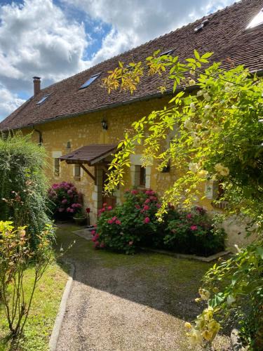 Saint-Germain-de-la-Coudre Bed & Breakfast | Chambre d'Hôtes du Domaine de la Haute Poignandiere