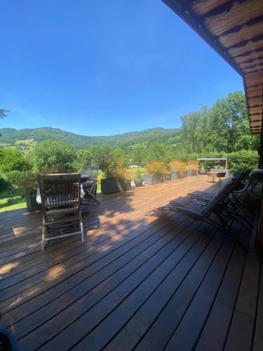 Argein Cabin | Chambre & grande Terrasse Privées, Vue Montagne - Chalet Bella Rosa
