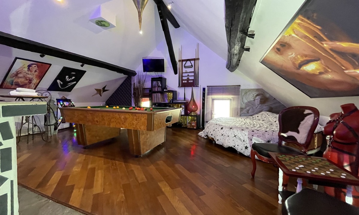 Marolles-en-Hurepoix House | Chambre & Lounge Privé