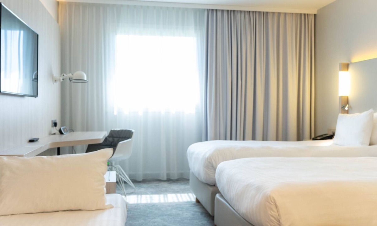 Le Mesnil-Amelot Apartment | Chambre triple | À 4 km de CDG + navette gratuite