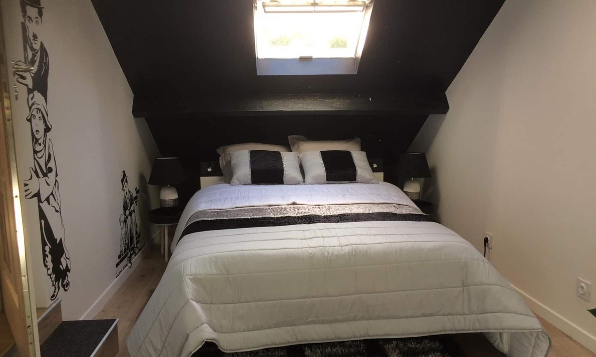 Chessy Bed & Breakfast | Chambres d'hôtes Au Lévrier de Chessy