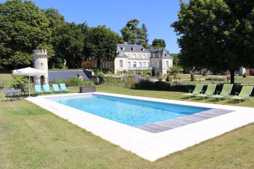 Thure Bed & Breakfast | Chambres d'Hôtes Le Château de la Plante