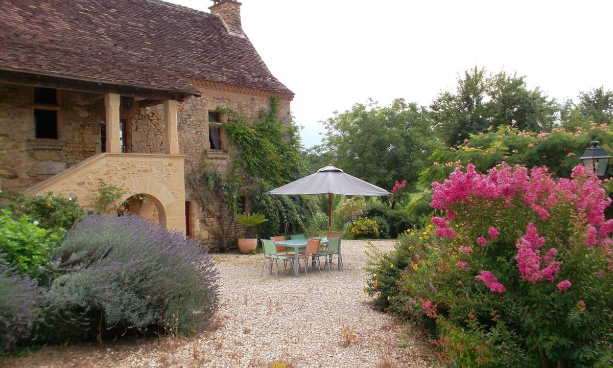 Saint-Sulpice-d'Excideuil Cottage | Charming Périgord house with private pool and WIFI
