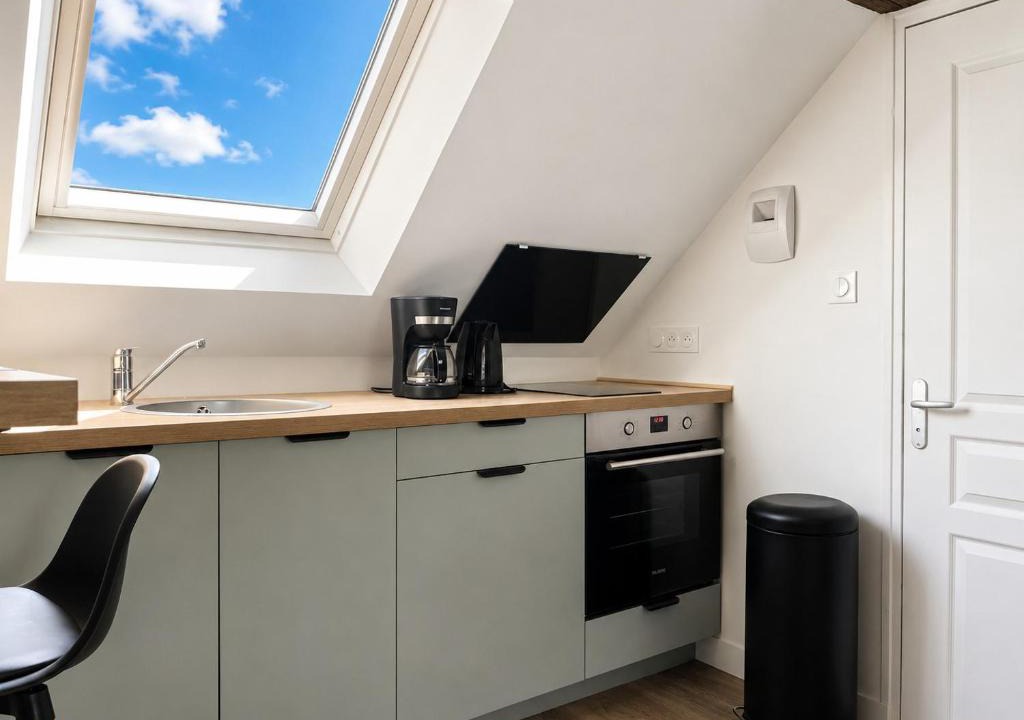Madeleine - Saint-Leonard Apartment | Charmant studio cosy a deux pas du centre-ville - 2 pers