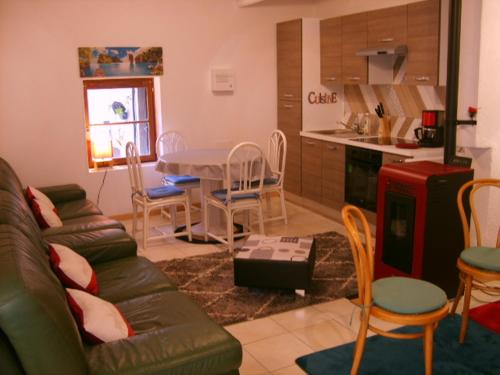 Auzon House | charmante maison dans un village médiéval