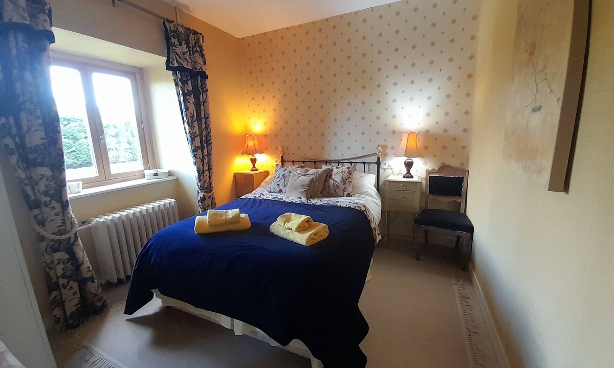 Fougerolles-du-Plessis House | Charming Ground Floor Gîte in French Countryside – Sleeps 4 🏡🌿