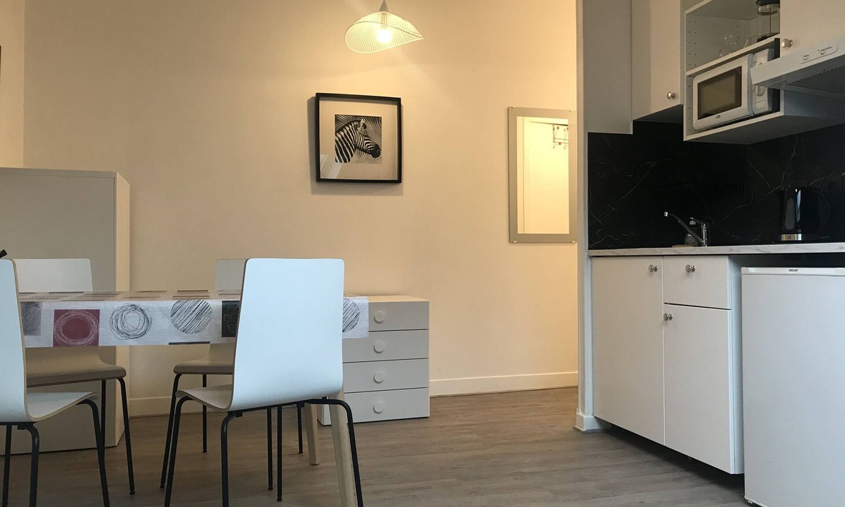 Pantin Apartment | Charming apartment for 2 to 6 people