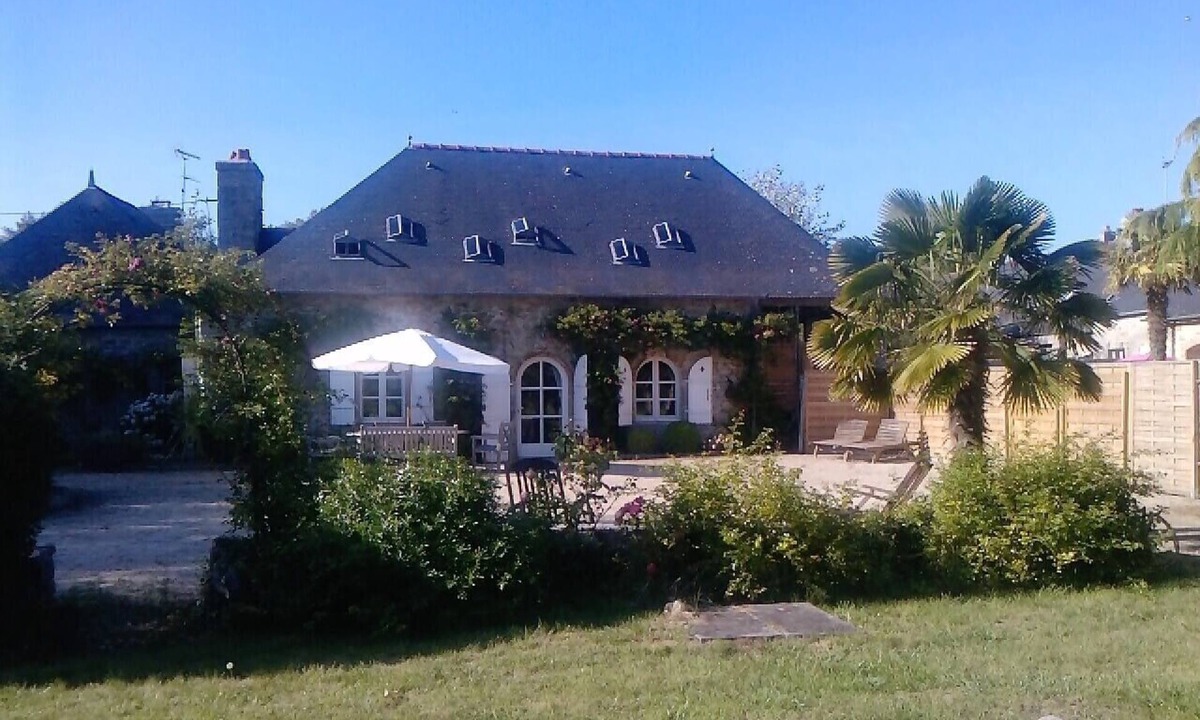Combrit House | Charming character house, in a natural sanctuary, private access to the beach