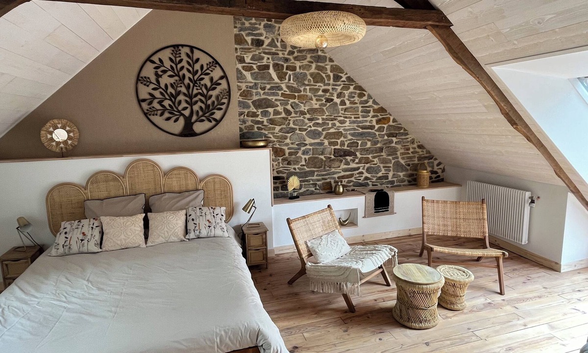 Plerin House | Charming fisherman's cottage on the port