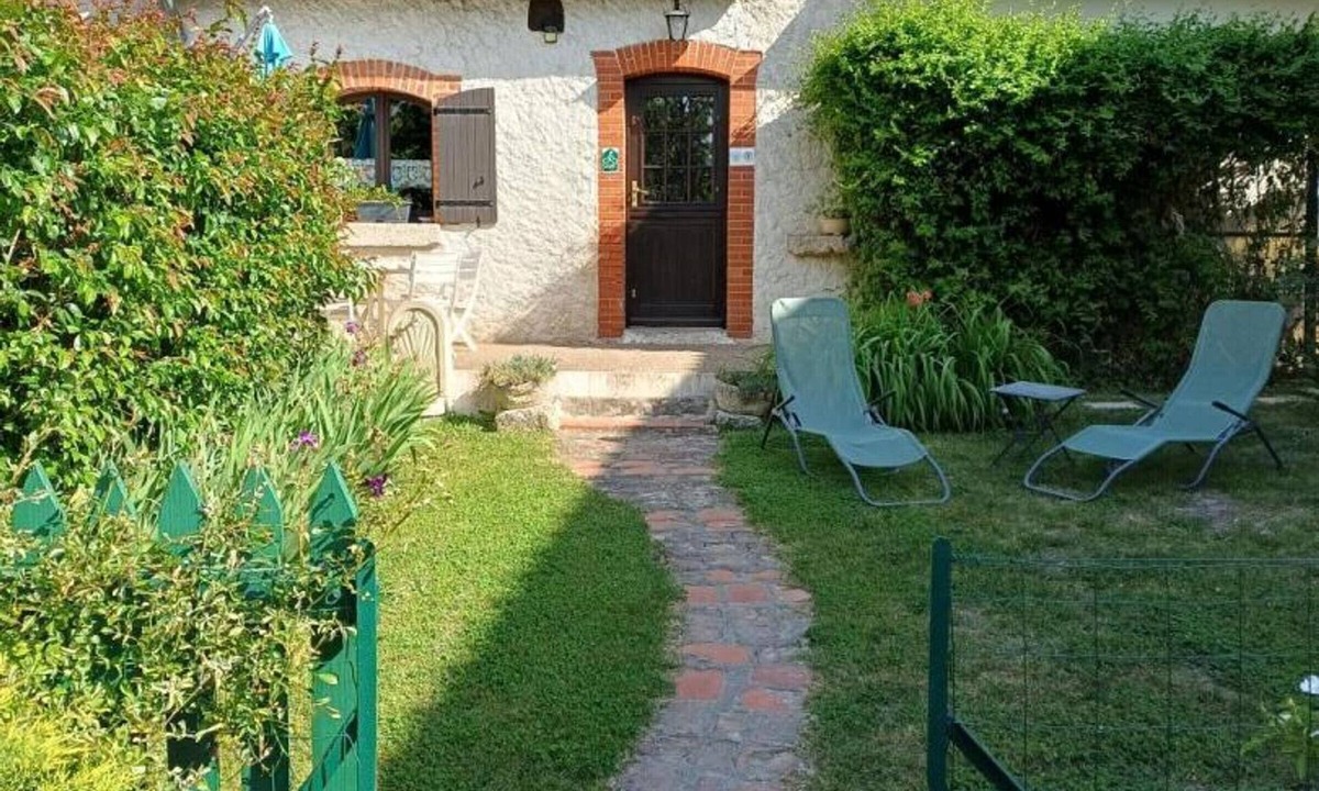 La Chapelle-Montmartin Cottage | Charming cottage near Loire Castles