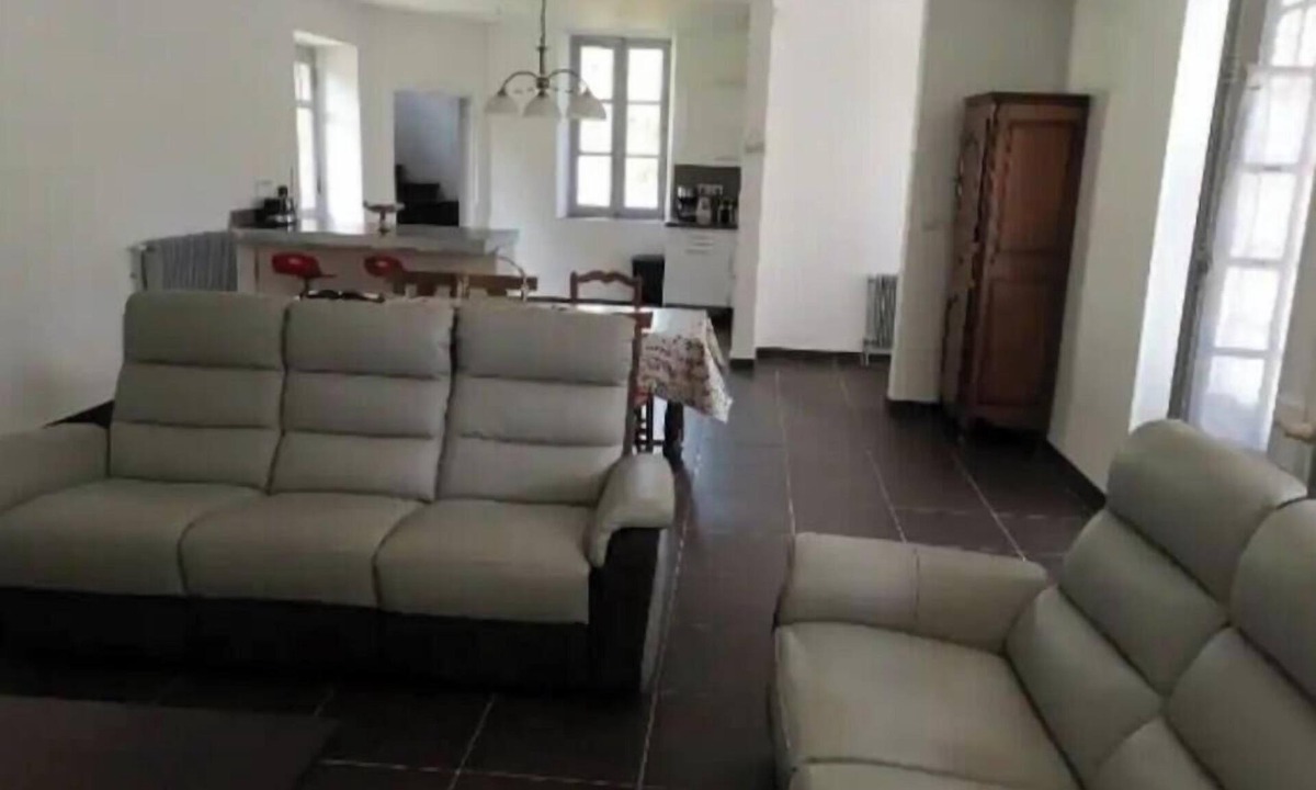 Boismorand House | Charming gîte in a quiet location