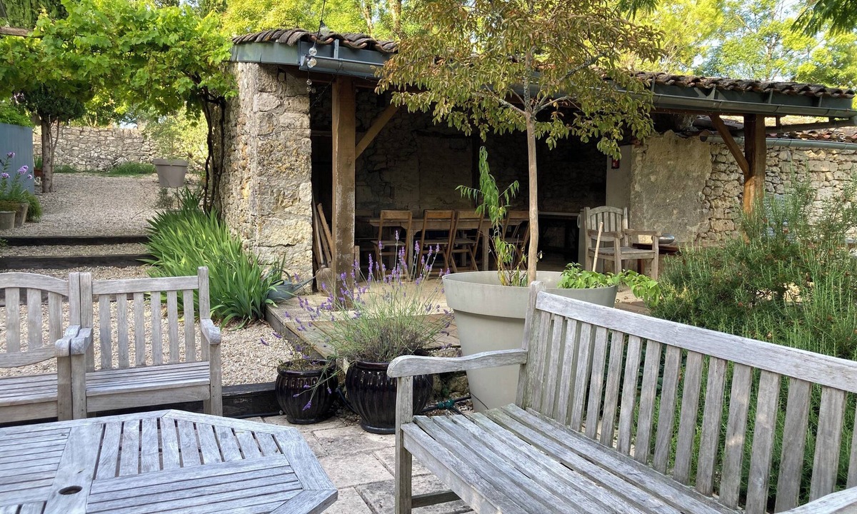 Touffailles House | Charming gîte with swimming pool & large garden, Tarn-et-Garonne