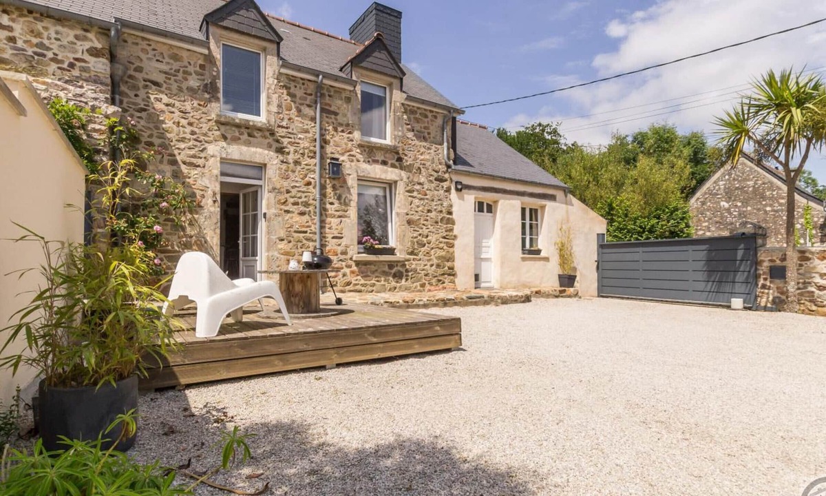 Tollevast Cottage | Charming house for 2 near Cherbourg