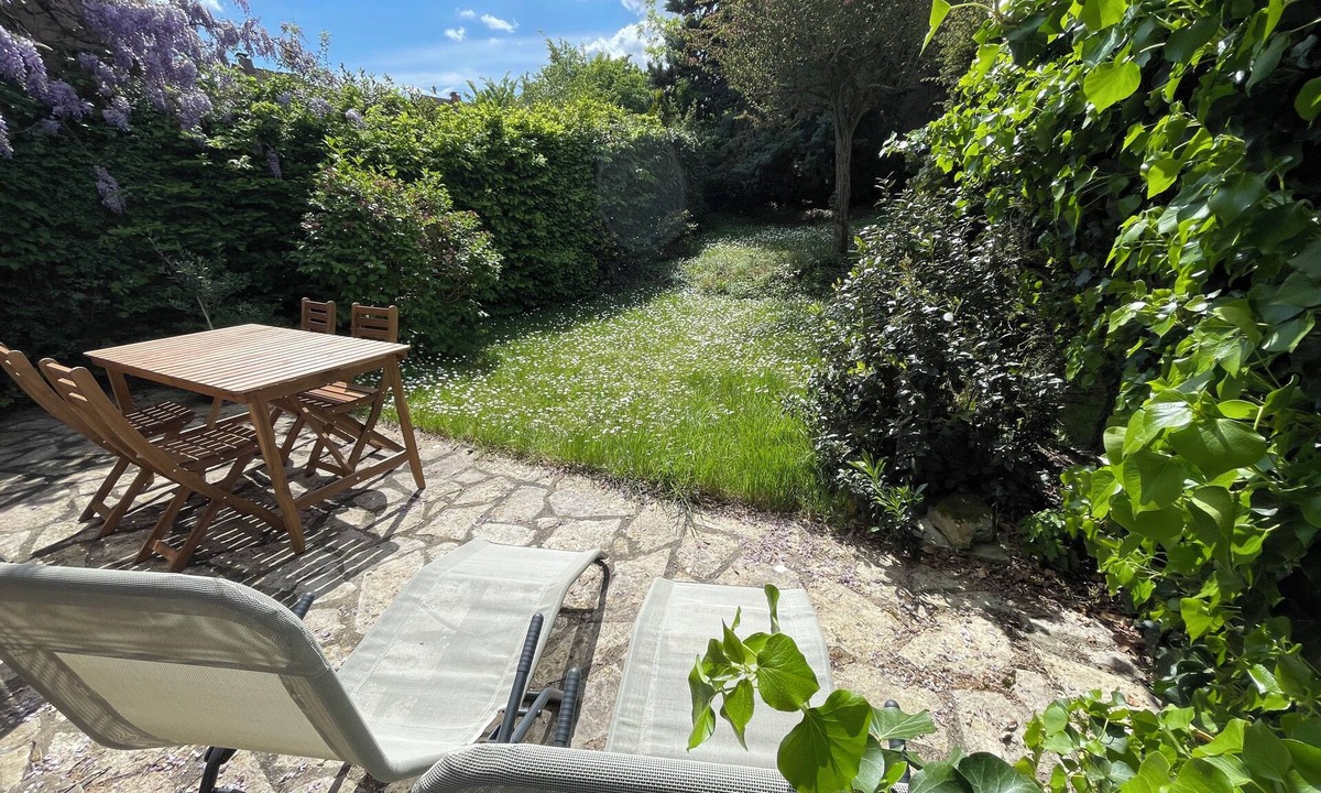 Cergy House | Charming House - Garden & Near Paris