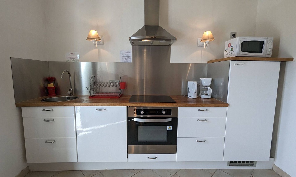 Maillet Cottage | Charming house in Berry with garden and parking, near Brenne Park