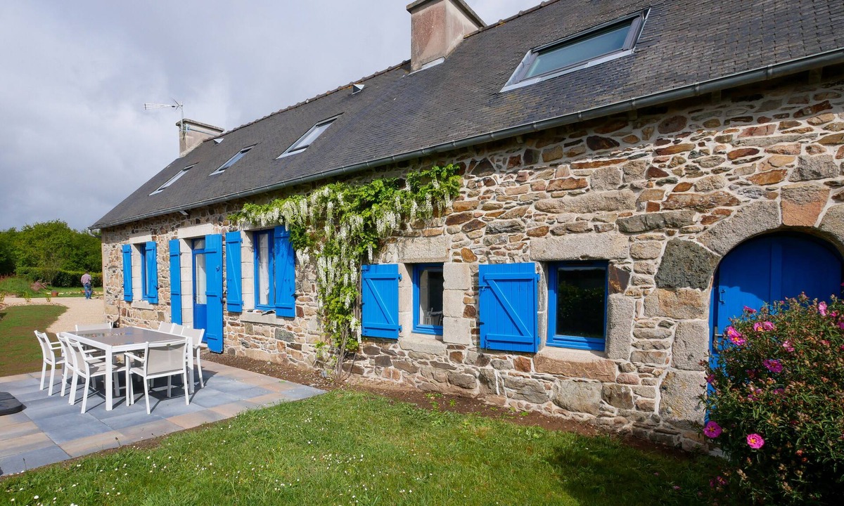 Paimpol House | Charming house, quiet, 10 minutes walk from the Trieux and the GR34.