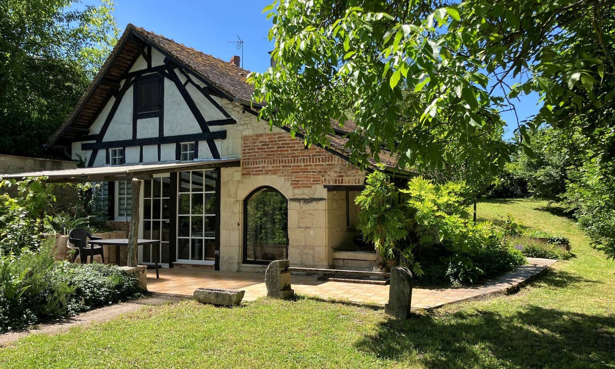 La Roche-Posay House | Charming House with Terrace & Garden, Near La Roche-Posay Town Center