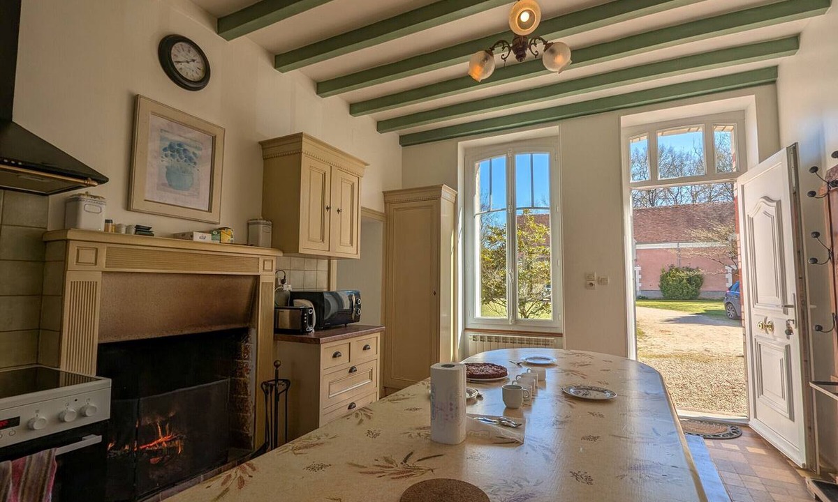 Parpecay Cottage | Charming Mill in the Heart of Berry, Near Pond and Castles