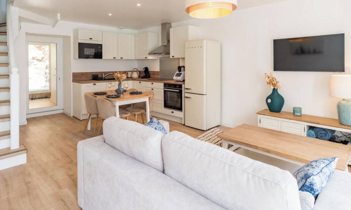 Plerin House | Charming new house with terrace, Port du Legue