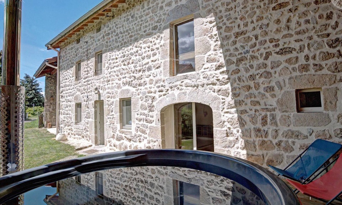 Usson-en-Forez Cottage | Charming retreat in Usson-en-Forez with hot tub and premium comfort