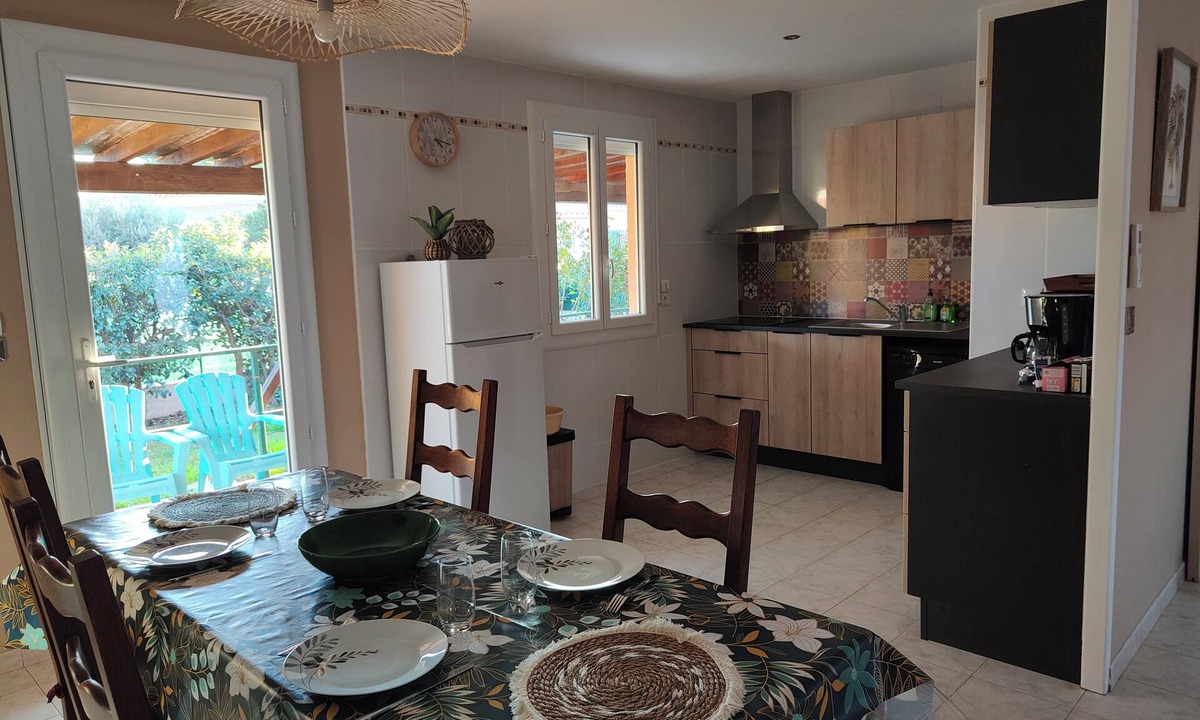 Argeles-sur-Mer Villa | Charming single-storey villa, air-conditioned, in quiet neighborhood. terrace, garden.