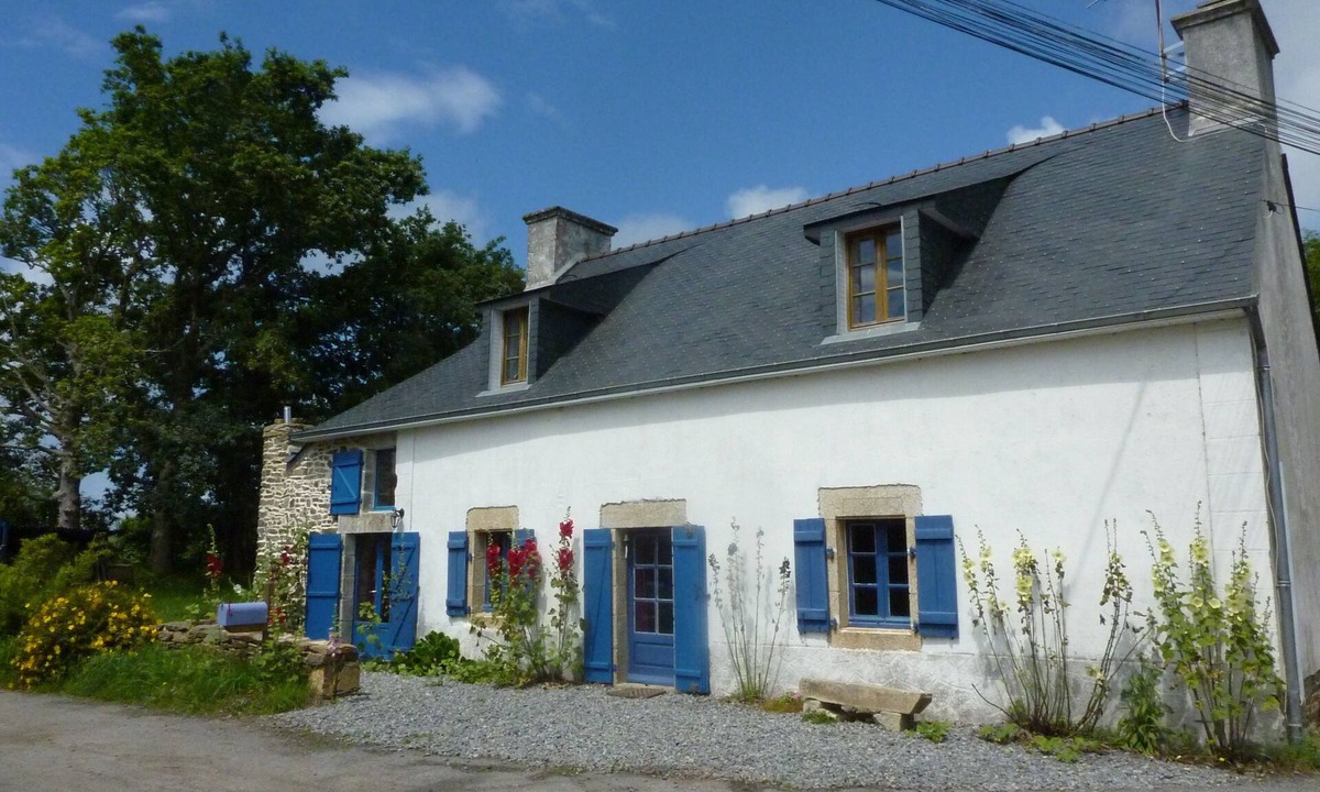 Clohars-Carnoet House | Charming Stone House in a very Children Friendly village. Walk to harbor & Beach