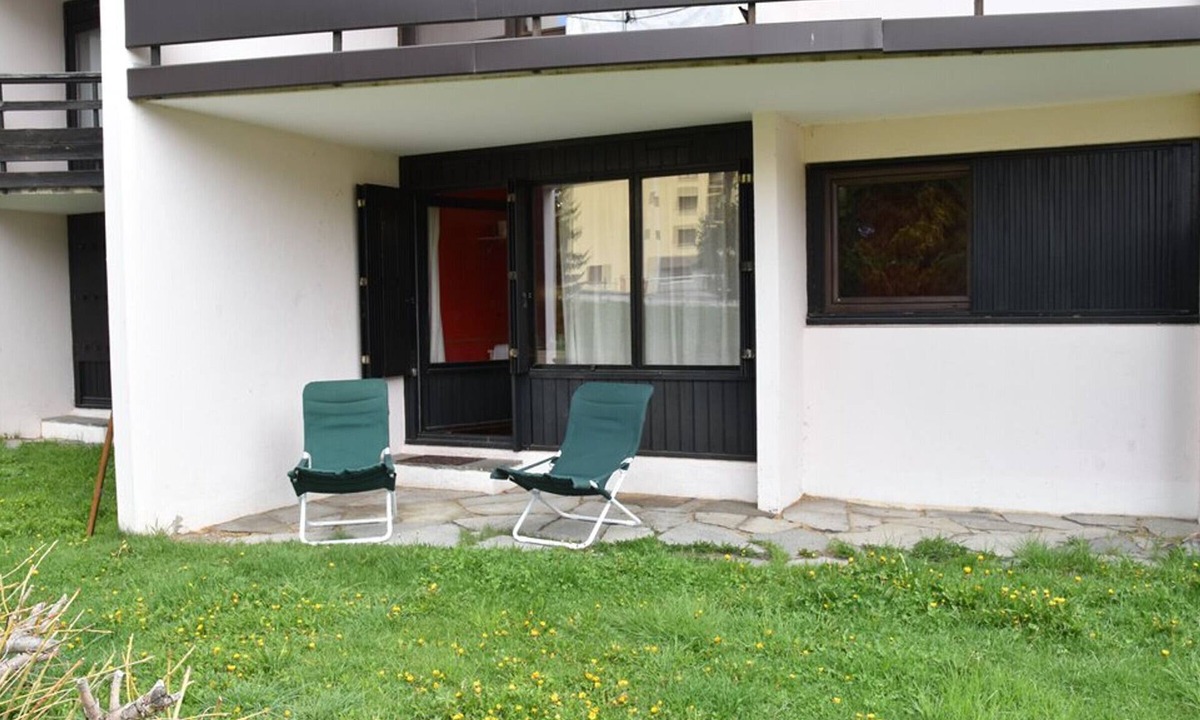 Montgenevre Apartment | Charming Studio with Garden, Pet-Friendly, Central Montgenèvre Location