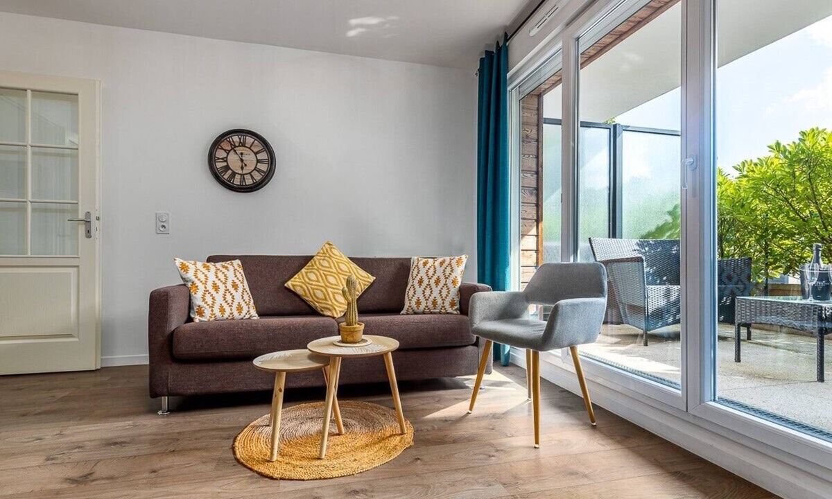 Serris Apartment | Chez Julia & Kévin 4 Pers - Terrasse - Free Parking