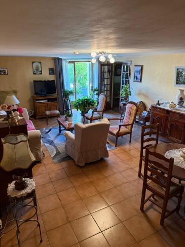 Chailly-sur-Armancon House | Chez les Loulous