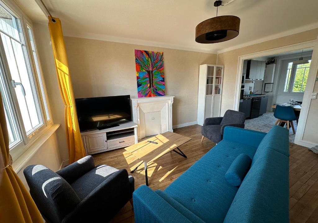 Le Hingle Apartment | Chez Tante Muguette -5 mn Dinan Calme & Confort