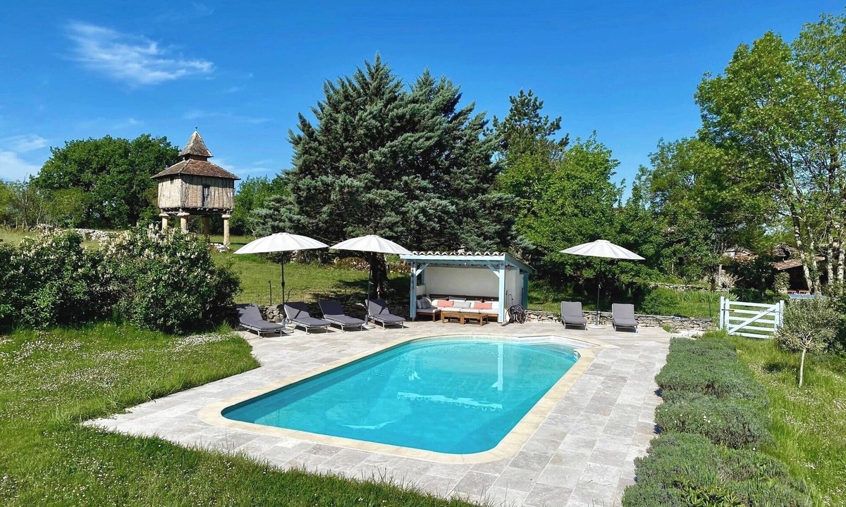 Caylus House | Child and pet friendly Stone Farmhouse with private heated pool on 2 acres