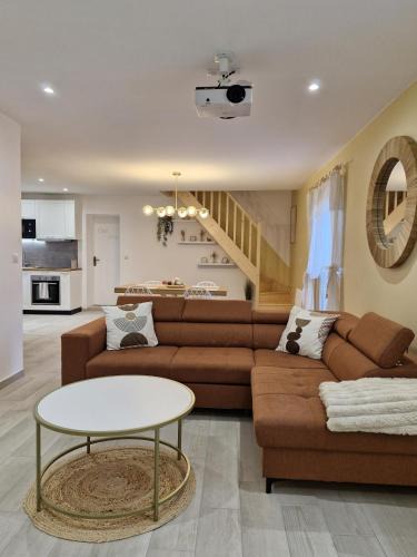 Chevannes House | Chill House - Maison 2 chambres - Option Jacuzzi