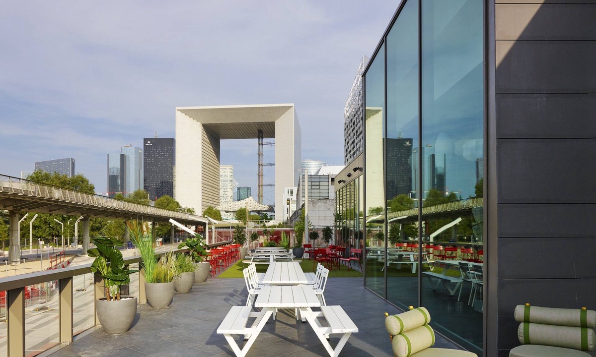 Parc-Nord Hotel | citizenM Paris la Défense