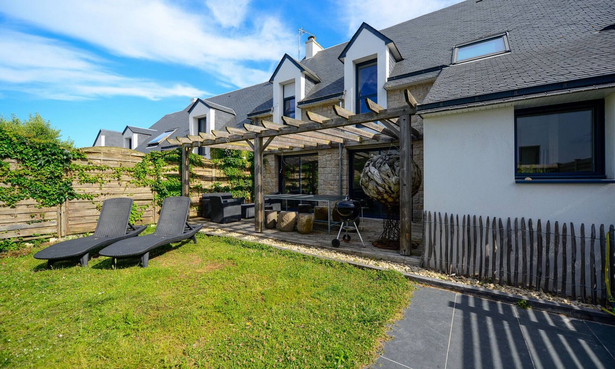 Saint-Pierre-Quiberon Ski Chalet | Close to the beach, the lovely TRIPLETTE OUEST