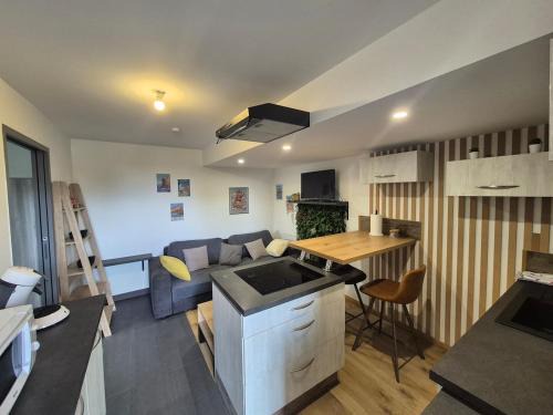 Craon Apartment | Cocon moderne et chaleureux