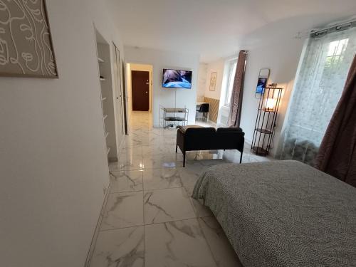 Corbeil-Essonnes Apartment | COEUR DE CORBEIL - Charmant Studio en plein Centre Ville