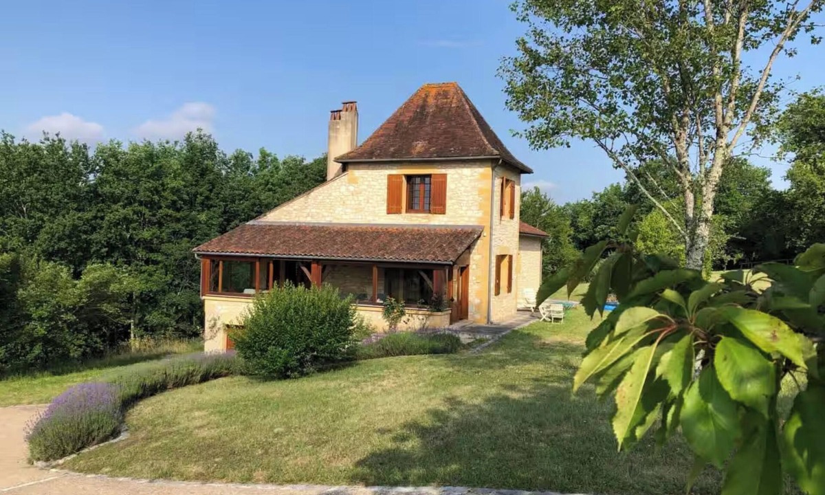 Capdrot House | Come and discover our peaceful home that embodies the charm of the countryside.