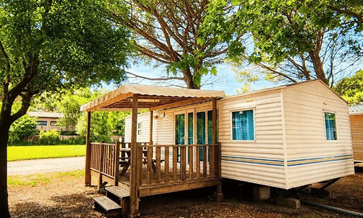 Saint-Jean-Pla-de-Corts House | Comfort Mobile Home, 32 m² - 3 bedrooms - air conditioning - sleeps 4 to 6 people - rate includes 4 people