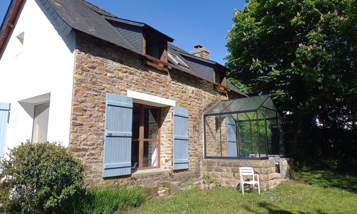 Port-Manech House | Comfortable family home walking distance to the beach