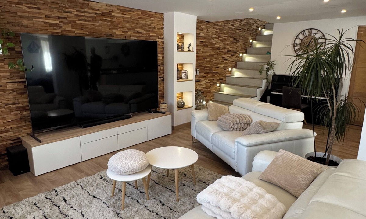 Drumettaz-Clarafond House | Comfortable villa with spa and fitness room