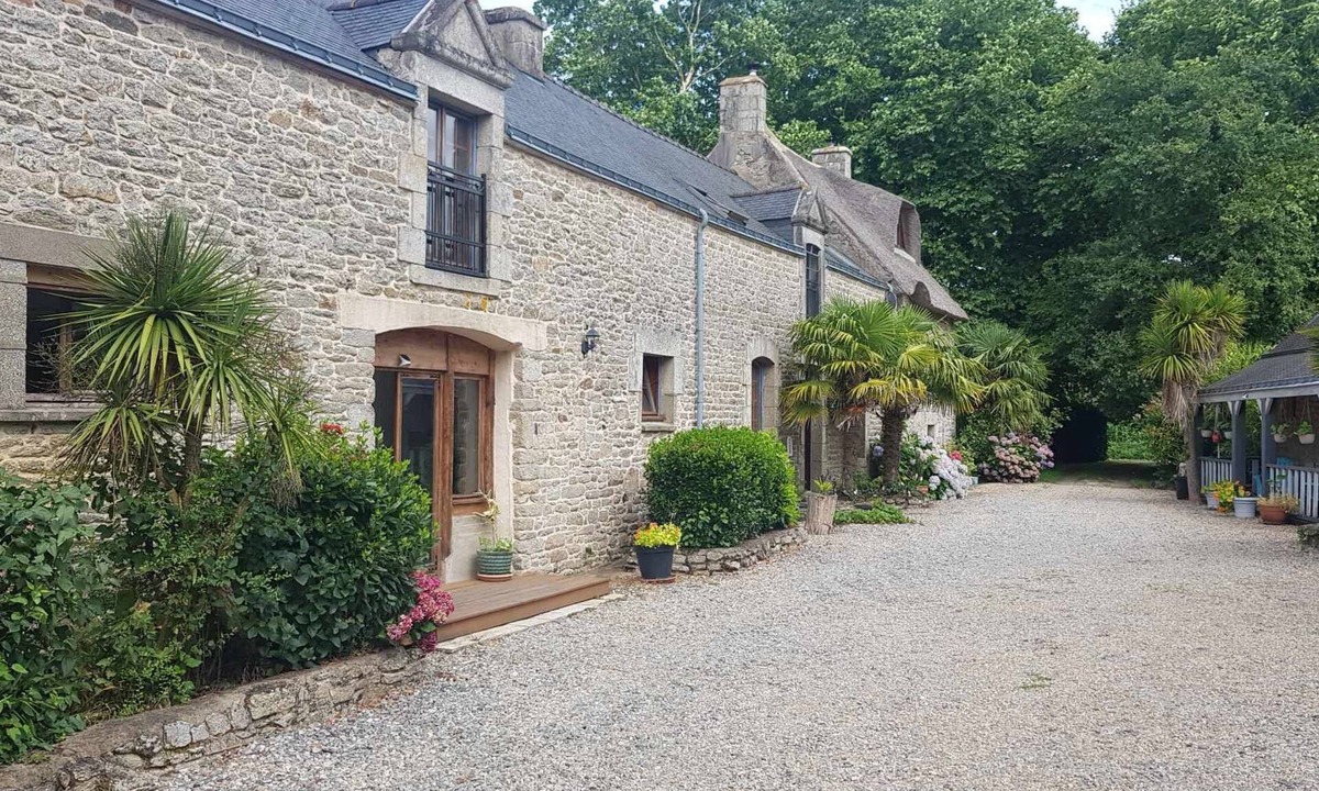 Bignan House | Comfortable gite in the beautiful Brittany countryside