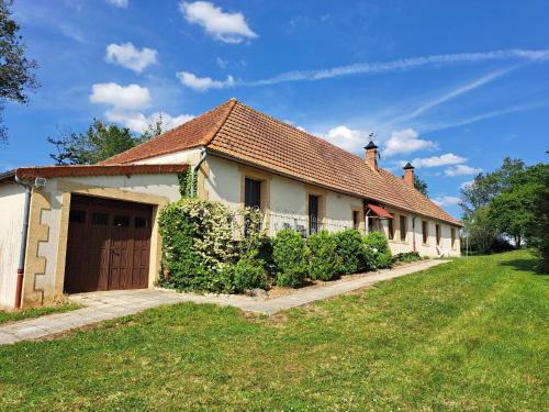 Vieure House | Comfortable holiday home with spacious garden