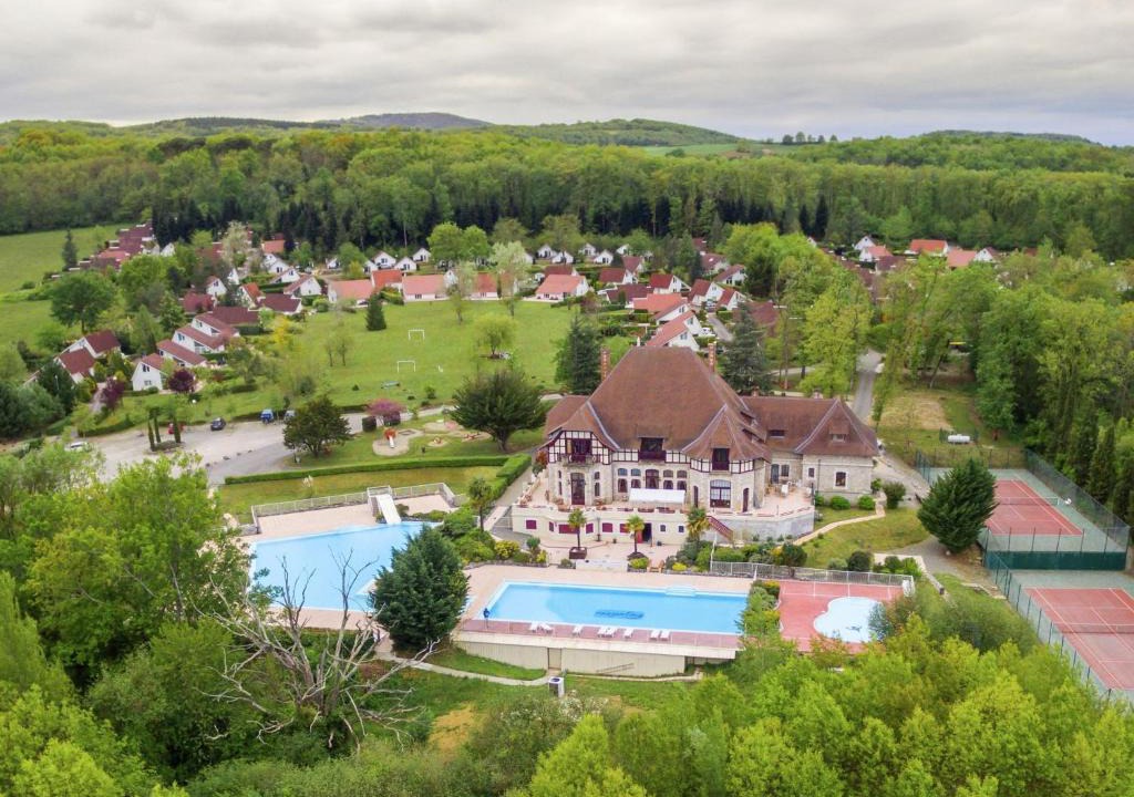 Daumazan-sur-Arize House | Comfortable home with terrace in a pleasant holiday village