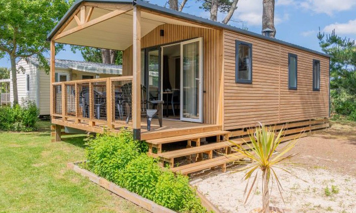 Treguennec House | Comfortable mobile home with terrace in Tréguennec