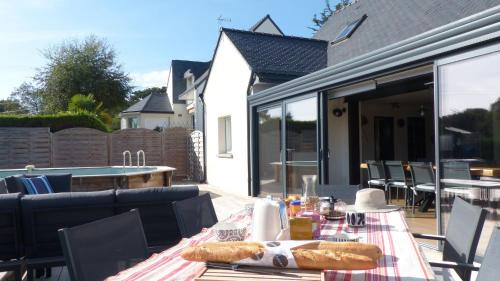 Larmor-Baden House | Confortable maison avec piscine a Larmor Baden