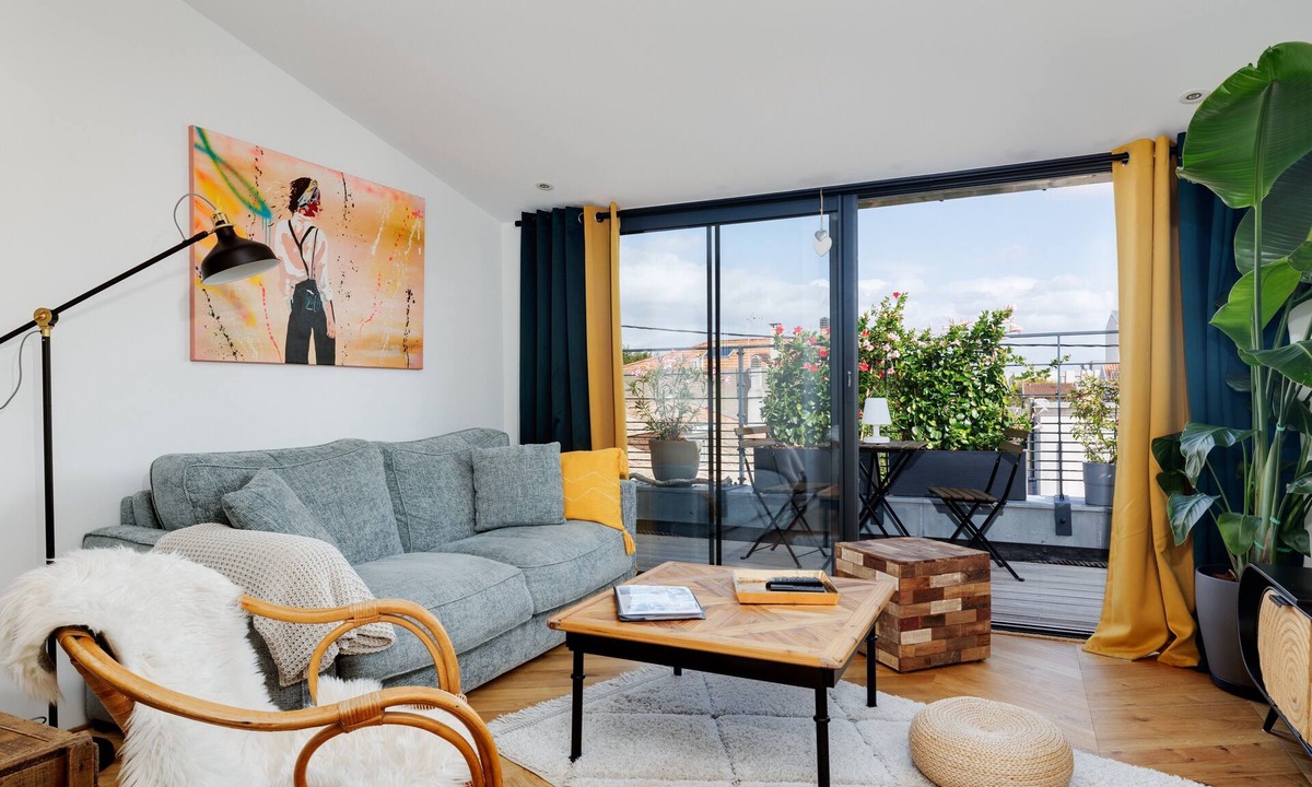 Saint-Bruno - Saint-Victor House | Contemporary Loft with Terrace and Air Conditioning Steps from Central Bordeaux