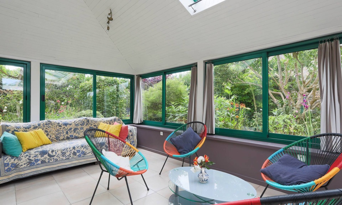 Paimpol House | Coquelicots 130m²: Private Veranda, Garden & Terrace, Wi-Fi, Linens, Beaches & Trails 3km
